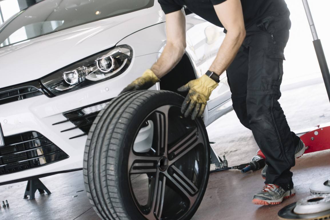 Seasonal Tire Change Services at Bixlura